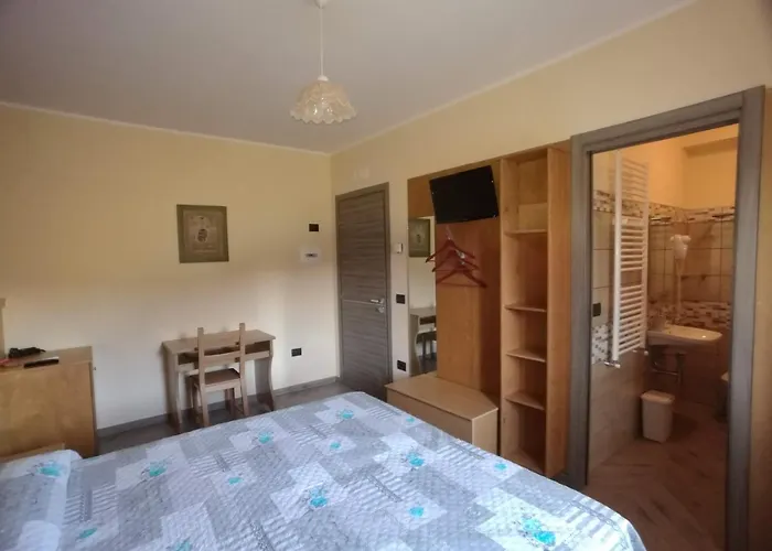 Lacus Pensilis Castel Lagopesole